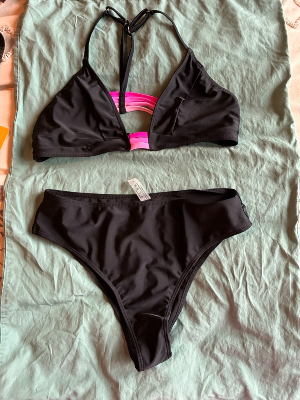 SHEIN Bikini. Padding not included